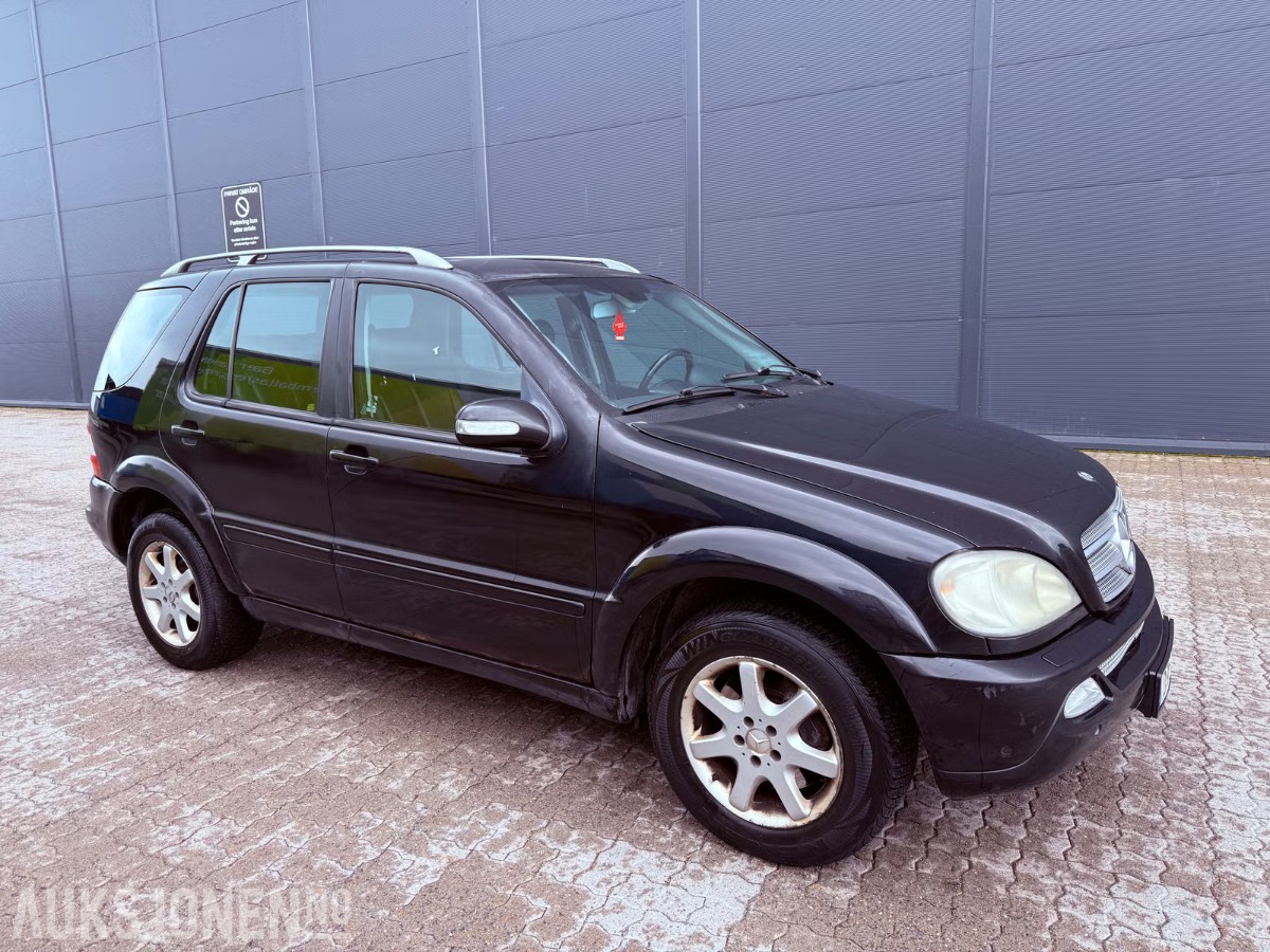 2001 MERCEDES-BENZ M-KLASSE ML320 AUTOMAT 4MATIC HENGERFESTE 432000km