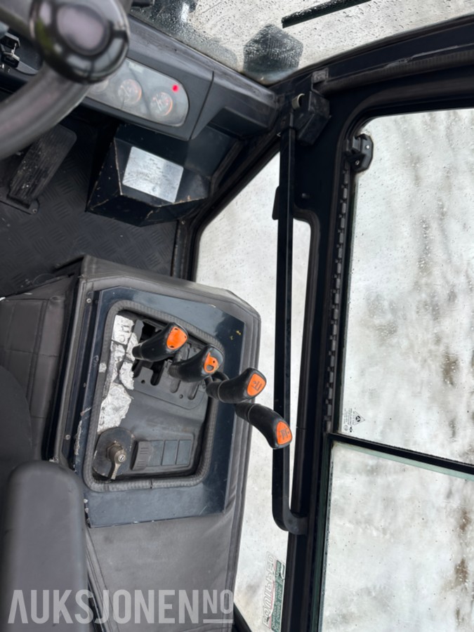 2011 Doosan 055C-5 Diesel Truck