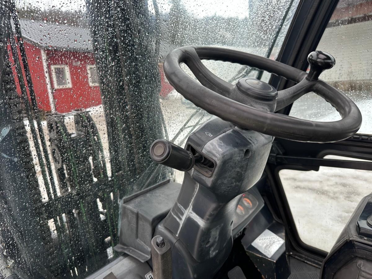 2011 Doosan 055C-5 Diesel Truck