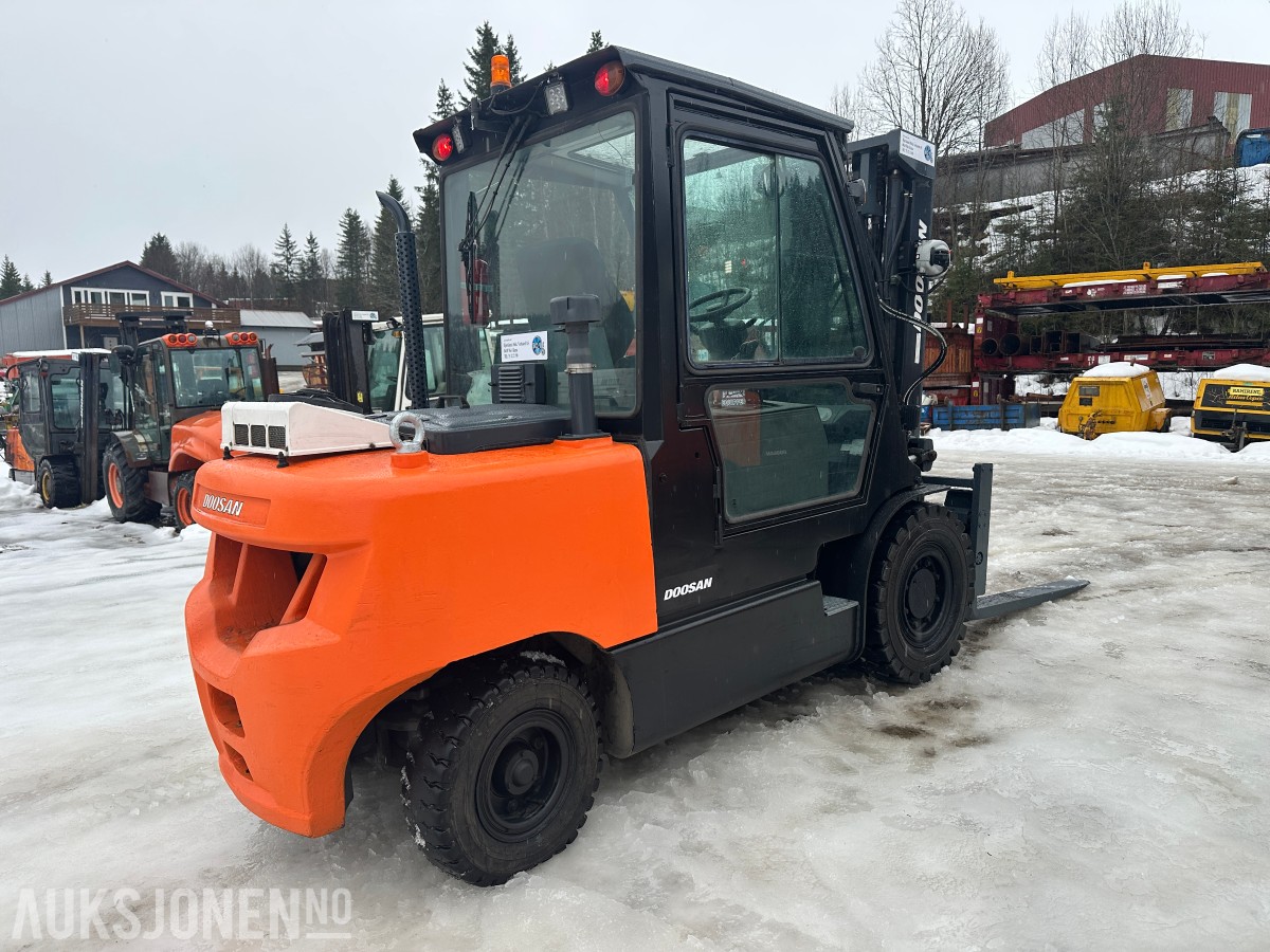 2016 Doosan D55SC-7 dieseltruck 