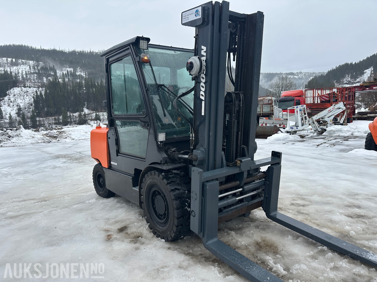 2016 Doosan D55SC-7 dieseltruck 