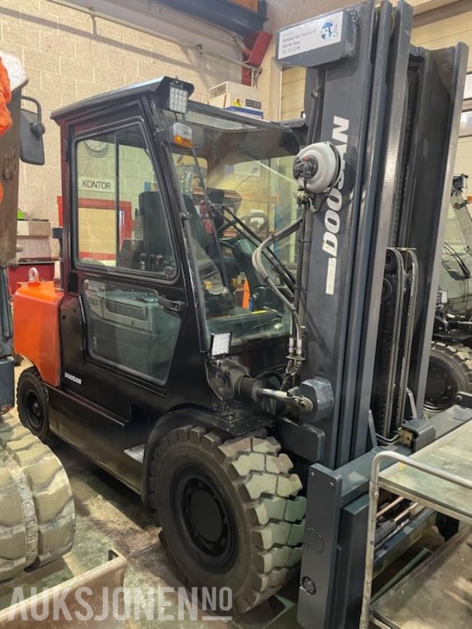 2016 Doosan D55SC-7 dieseltruck 