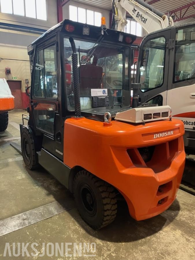 2016 Doosan D55SC-7 dieseltruck 