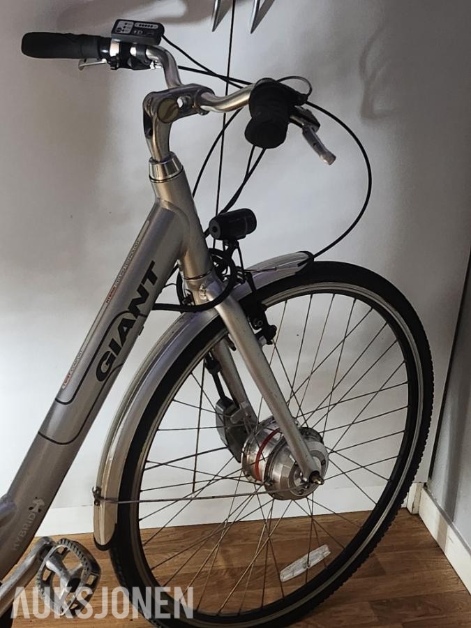 2011 Giant Twist Comfort EL-sykkel