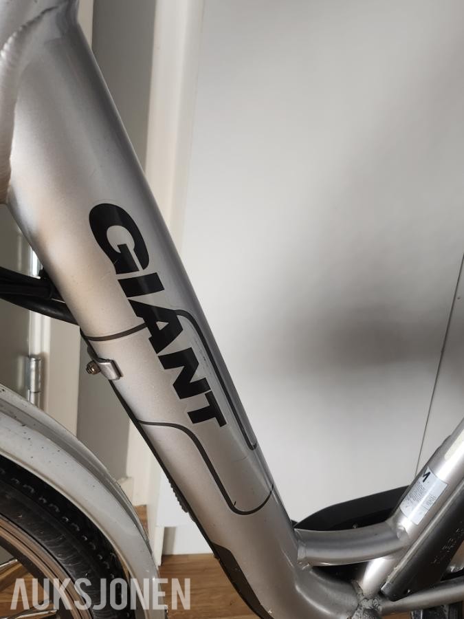 2011 Giant Twist Comfort EL-sykkel