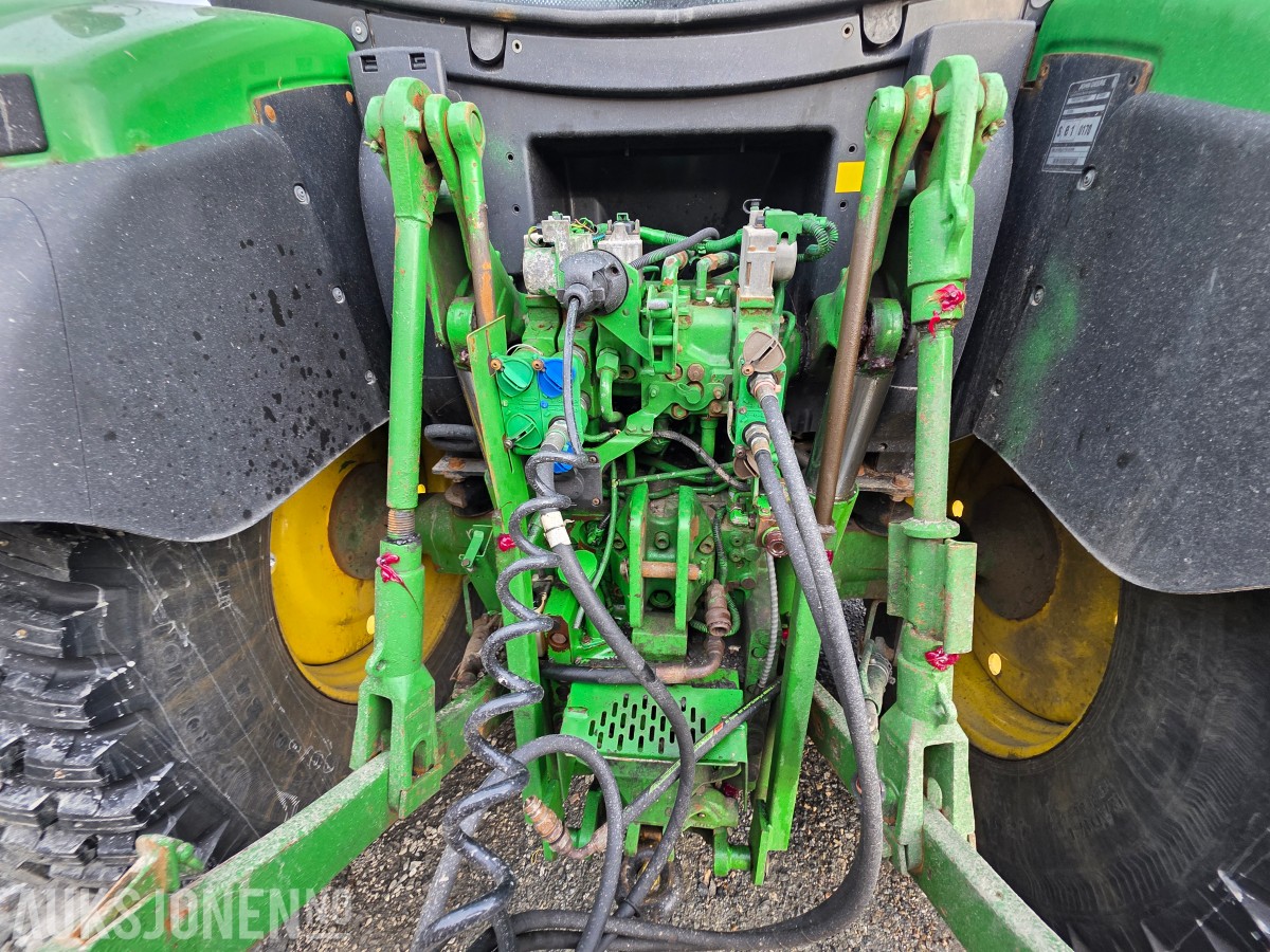 2014 John Deere 6125R traktor 4731 timer