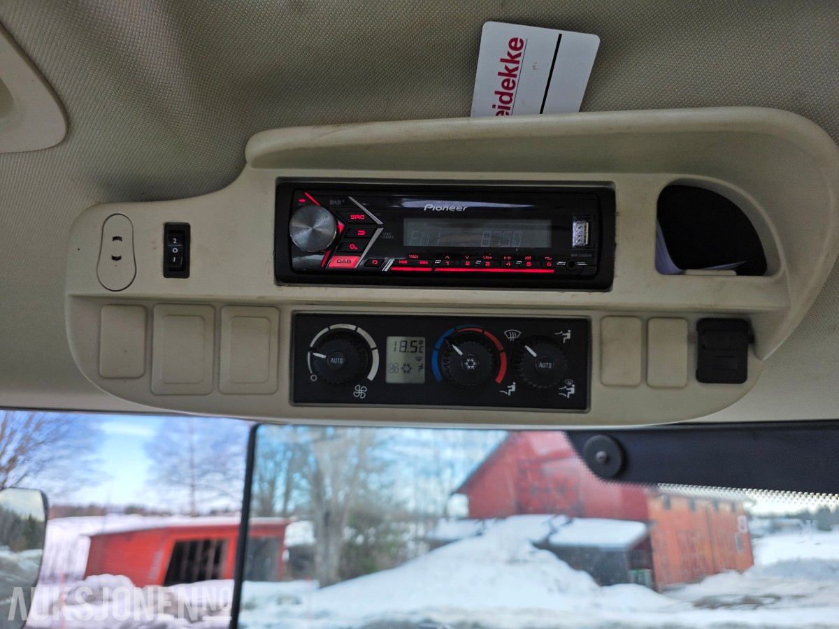2014 John Deere 6125R traktor 4731 timer