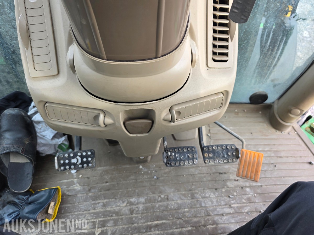 2014 John Deere 6125R traktor 4731 timer