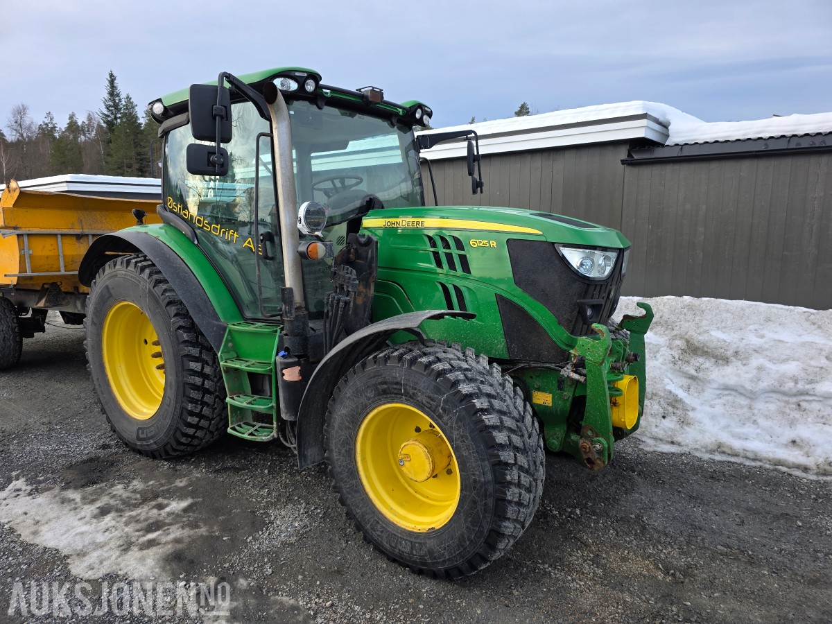 2014 John Deere 6125R traktor 4731 timer