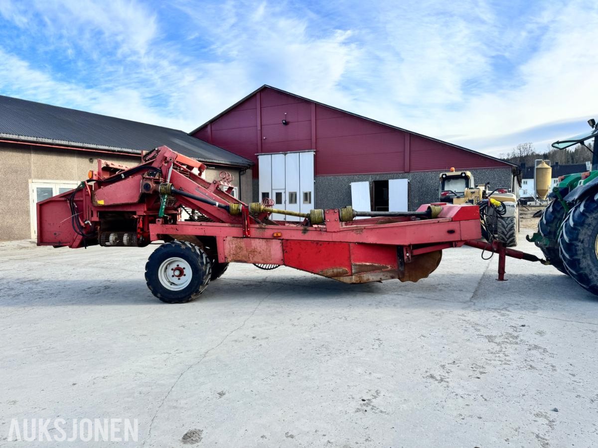 Åsa-Lift UN4210 -mek strengelegger med hyppeplog