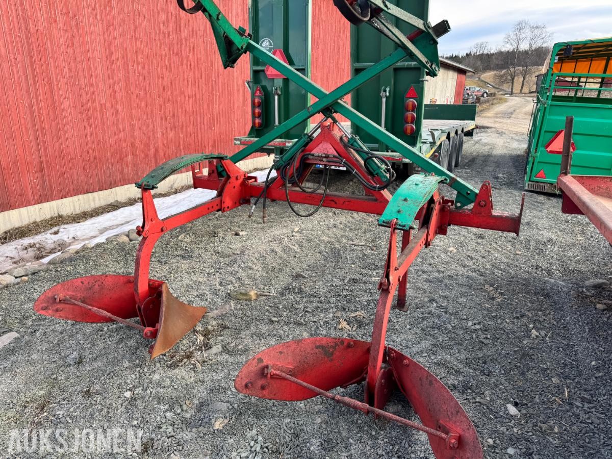 Åsa-Lift UN4210 -mek strengelegger med hyppeplog