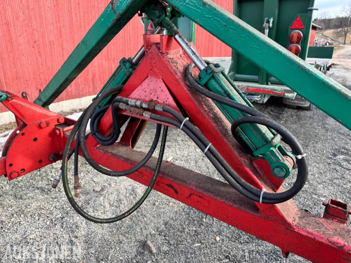 Åsa-Lift UN4210 -mek strengelegger med hyppeplog
