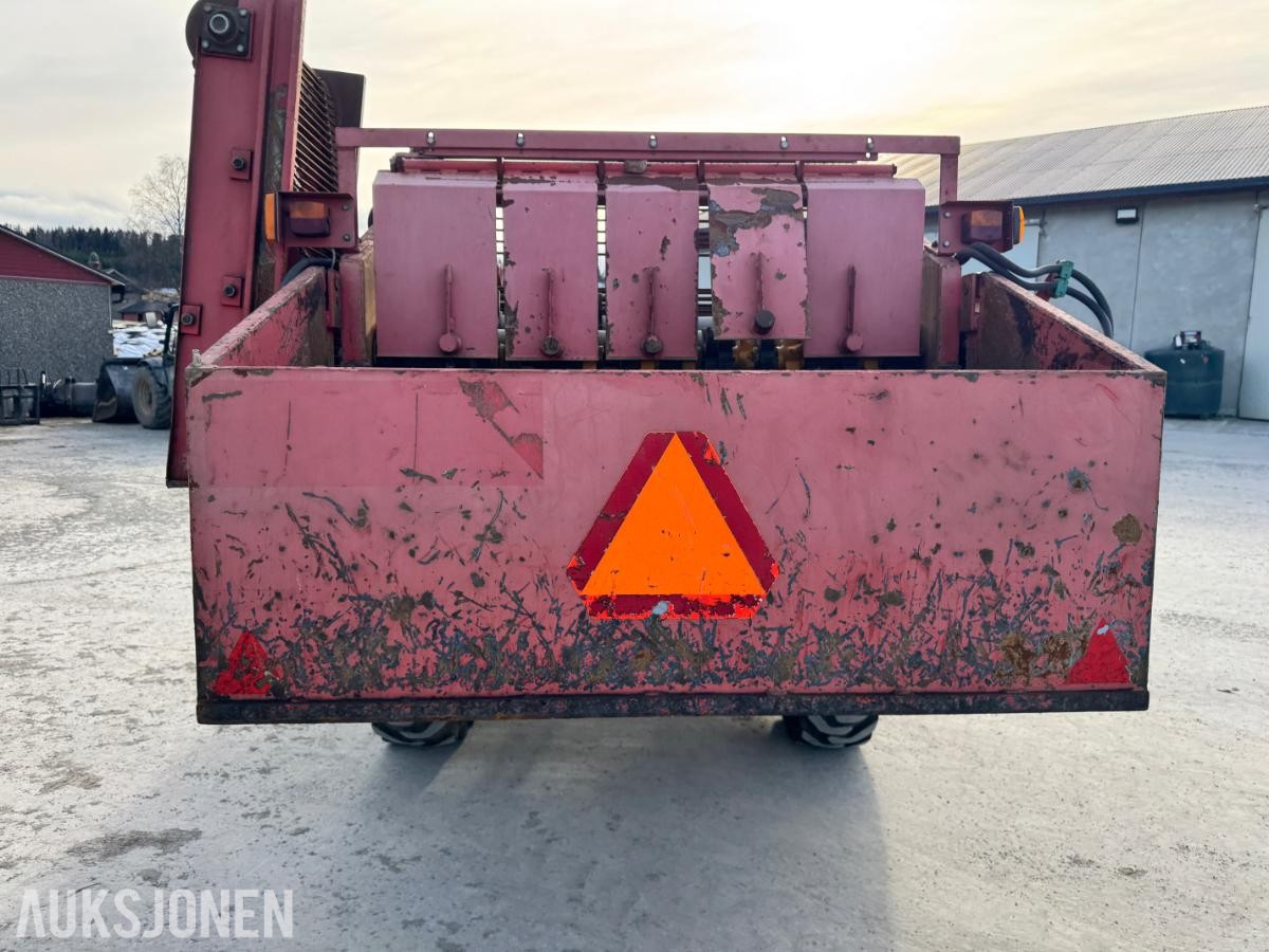 Åsa-Lift UN4210 -mek strengelegger med hyppeplog