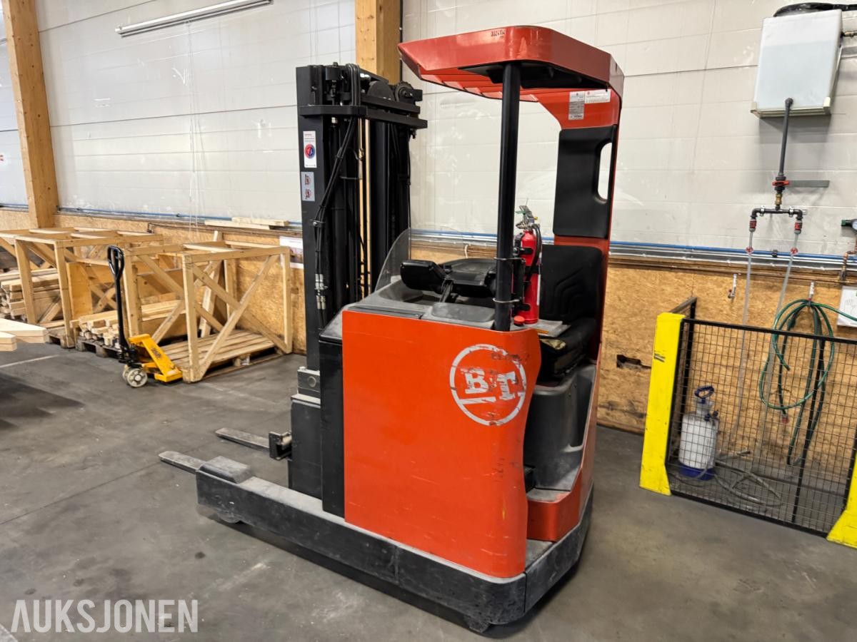 2008 BT (Toyota Material Handling) skyvemasttruck RRE 140M ELEKTRISK