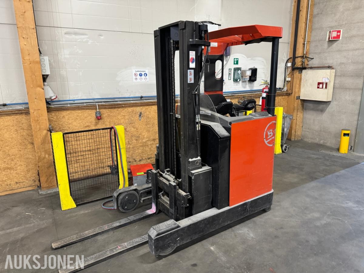 2008 BT (Toyota Material Handling) skyvemasttruck RRE 140M ELEKTRISK