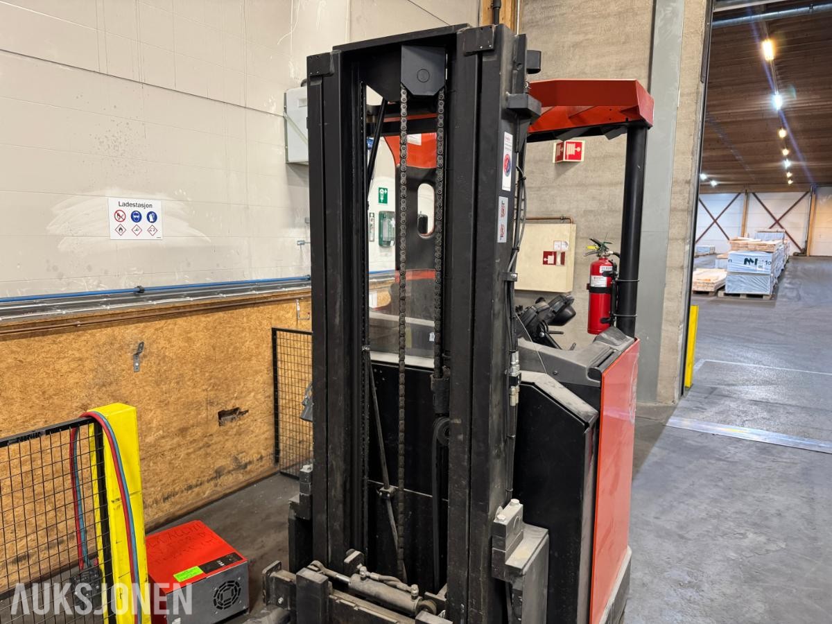 2008 BT (Toyota Material Handling) skyvemasttruck RRE 140M ELEKTRISK