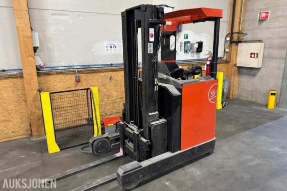 2008 BT (Toyota Material Handling) skyvemasttruck RRE 140M ELEKTRISK