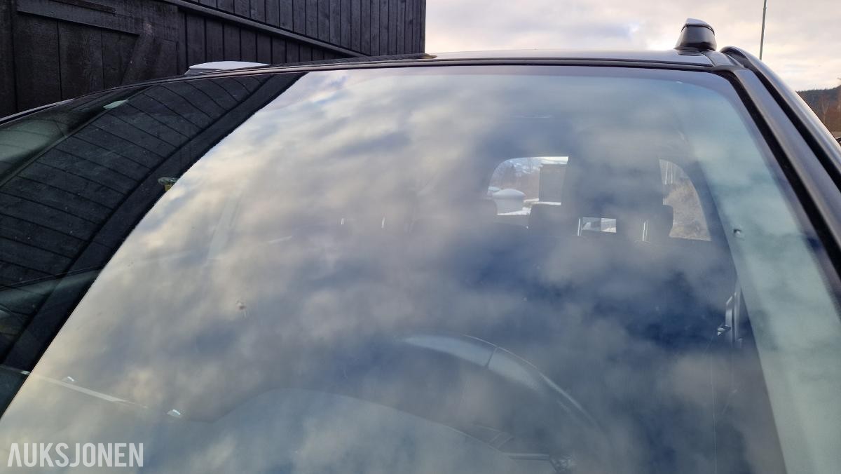 2013 Toyota RAV4 2.0 bensin 151hk 4WD automat cruisekontroll ryggekamera kupevarmer