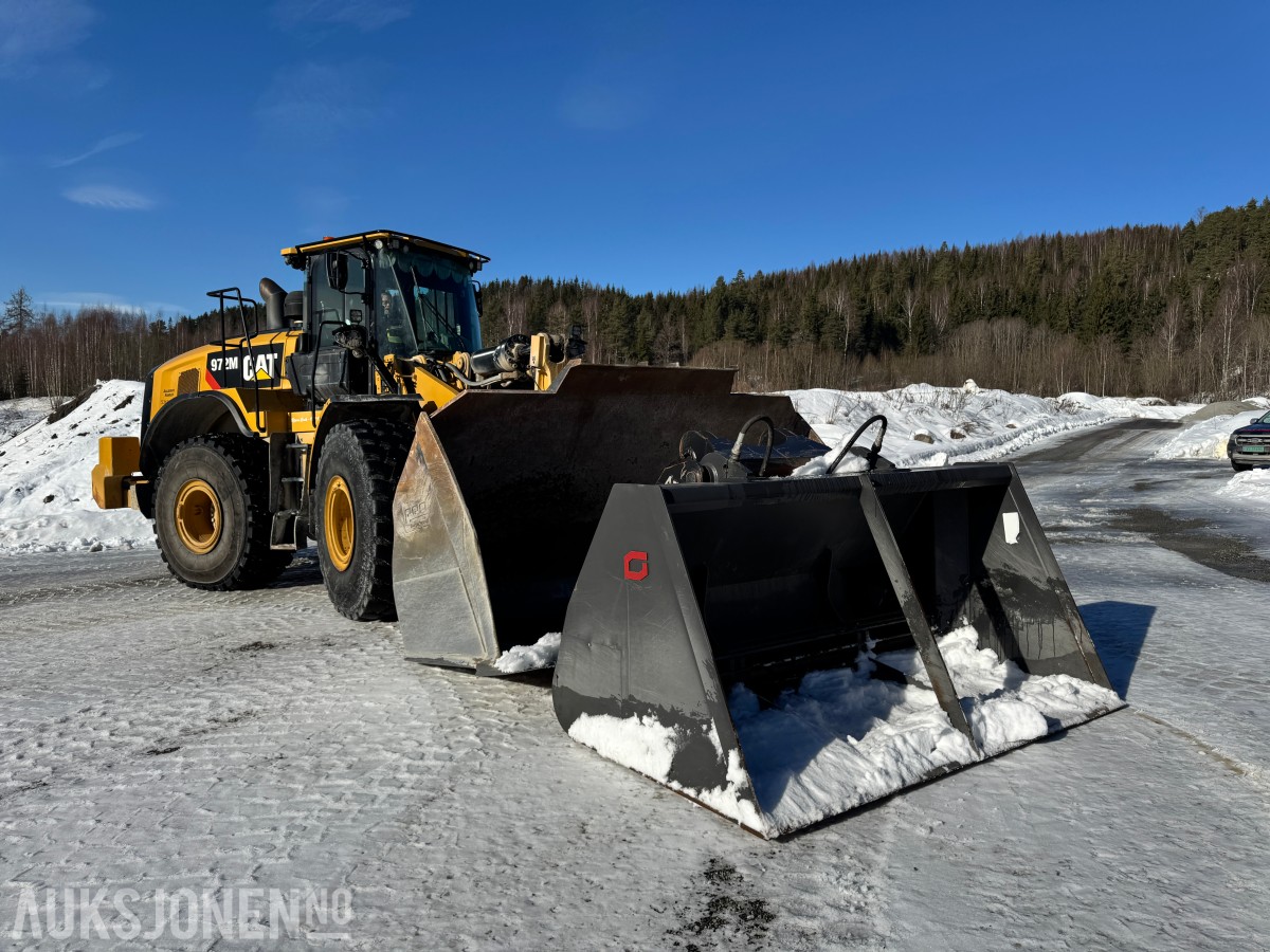 2022 Gjerstad 4000 liter strøskuffe