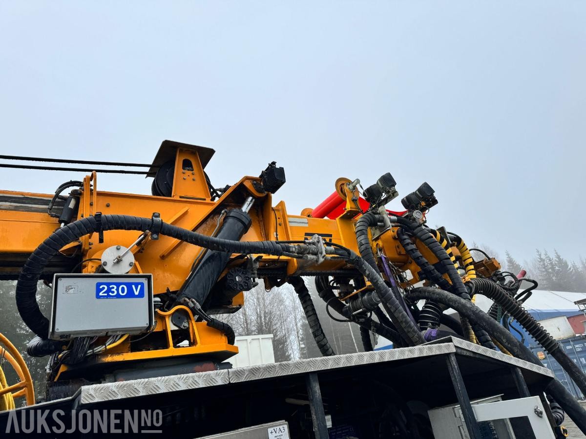 2023 Mercedes-Benz Arocs /AMV 4200H Betongsprøyterigg