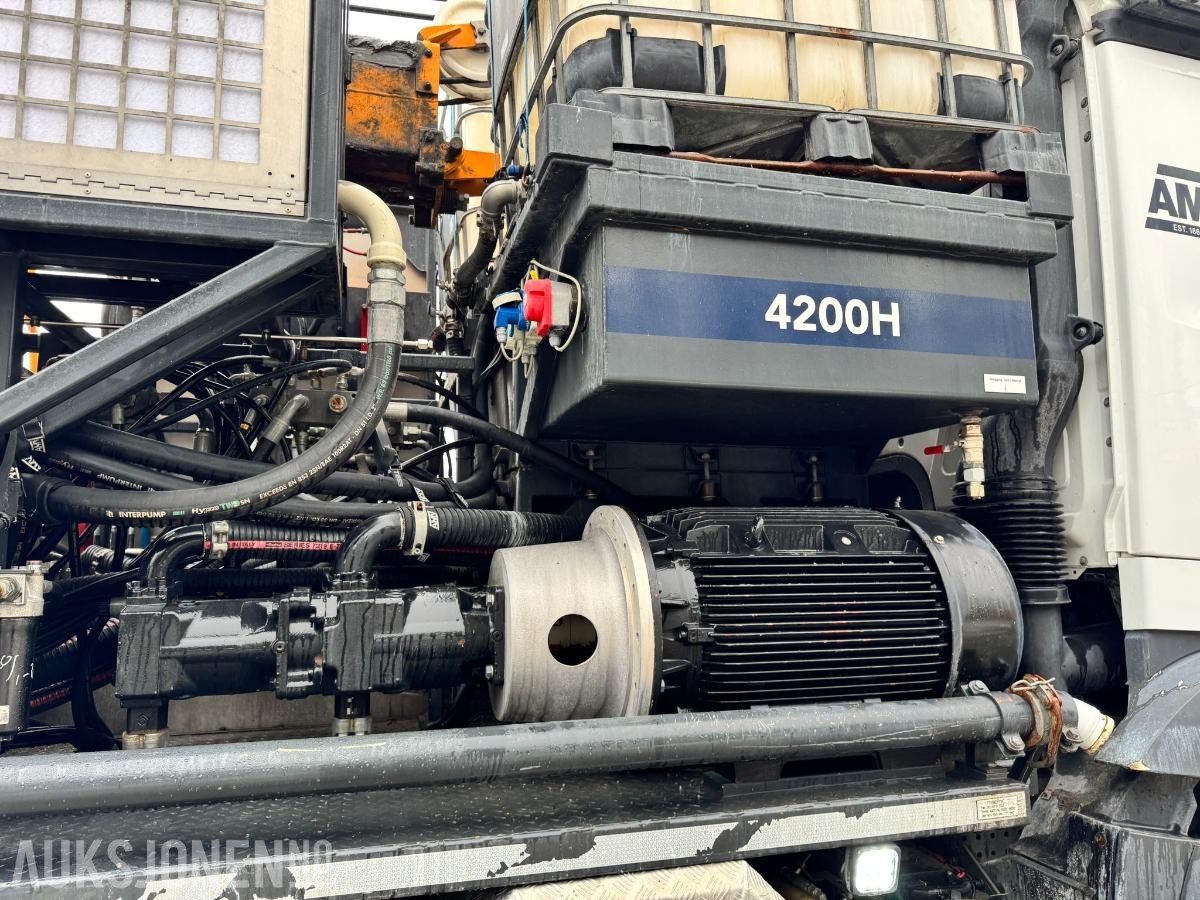 2023 Mercedes-Benz Arocs /AMV 4200H Betongsprøyterigg