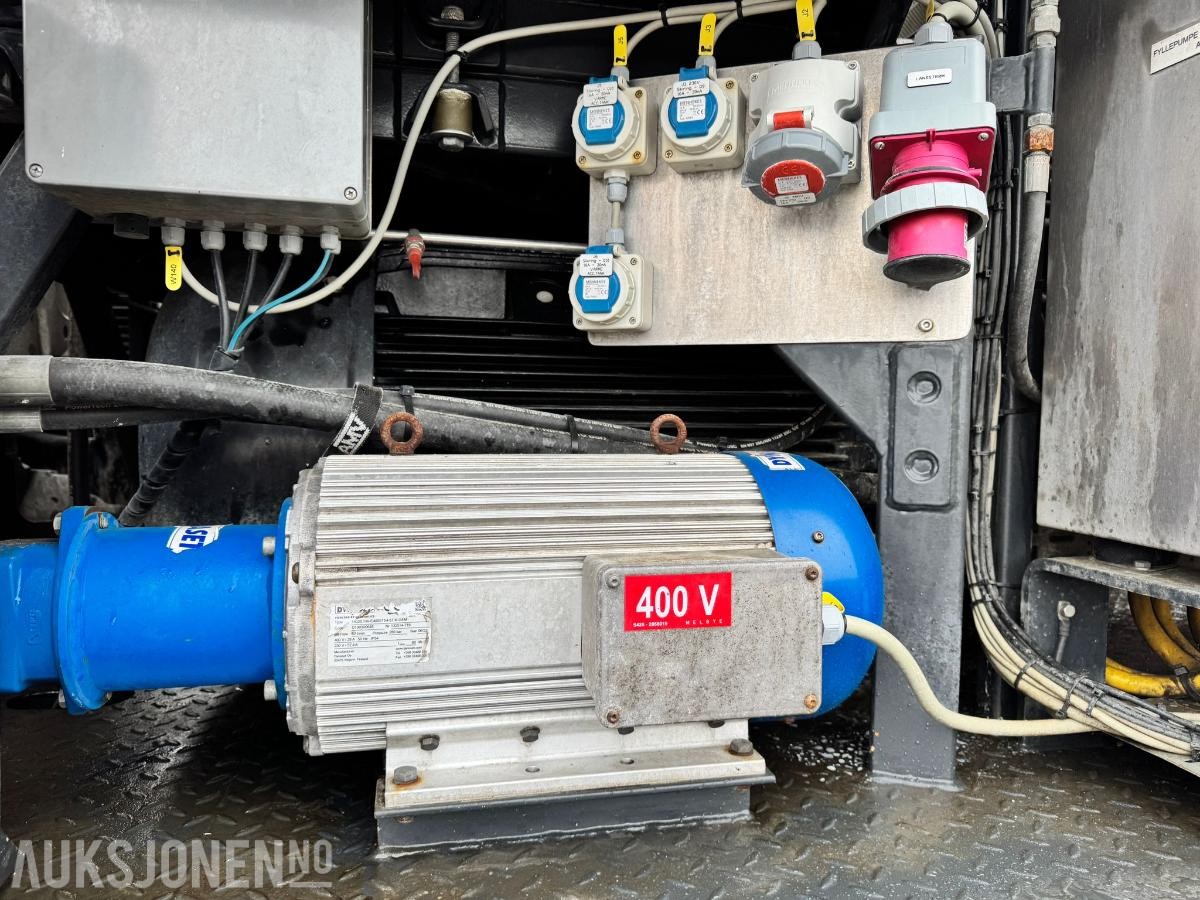2023 Mercedes-Benz Arocs /AMV 4200H Betongsprøyterigg