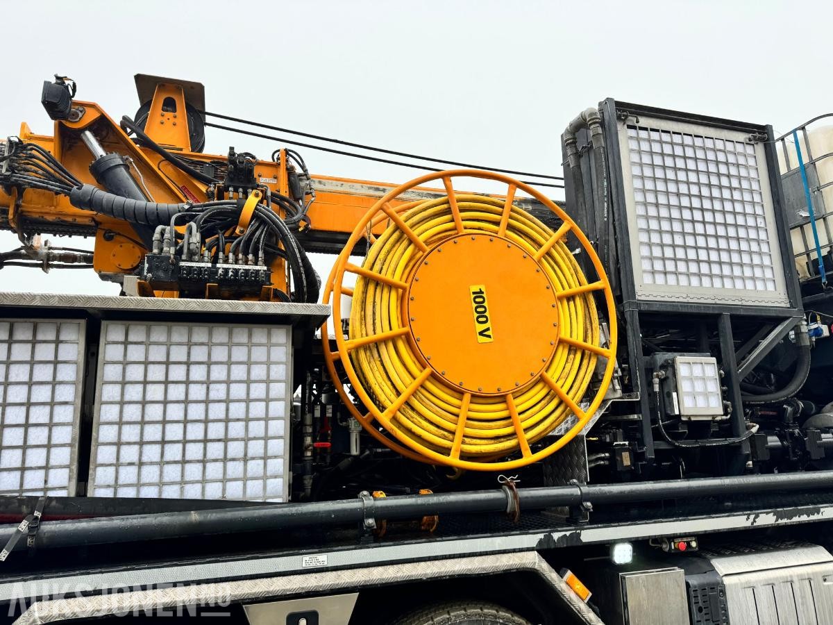 2023 Mercedes-Benz Arocs /AMV 4200H Betongsprøyterigg