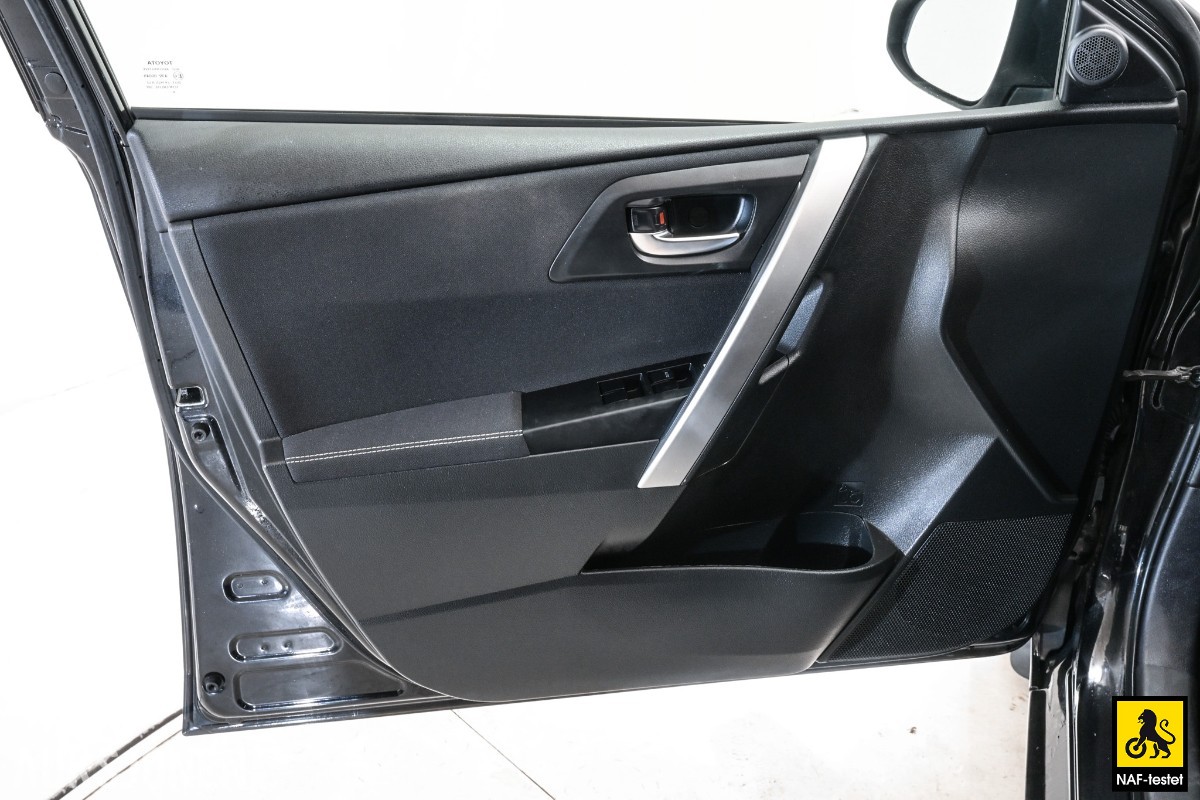 2015 Toyota AURIS 1.8 HYBRID RYGGEKAMERA CRUISE MULTIRATT 