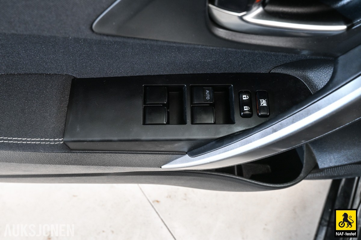 2015 Toyota AURIS 1.8 HYBRID RYGGEKAMERA CRUISE MULTIRATT 
