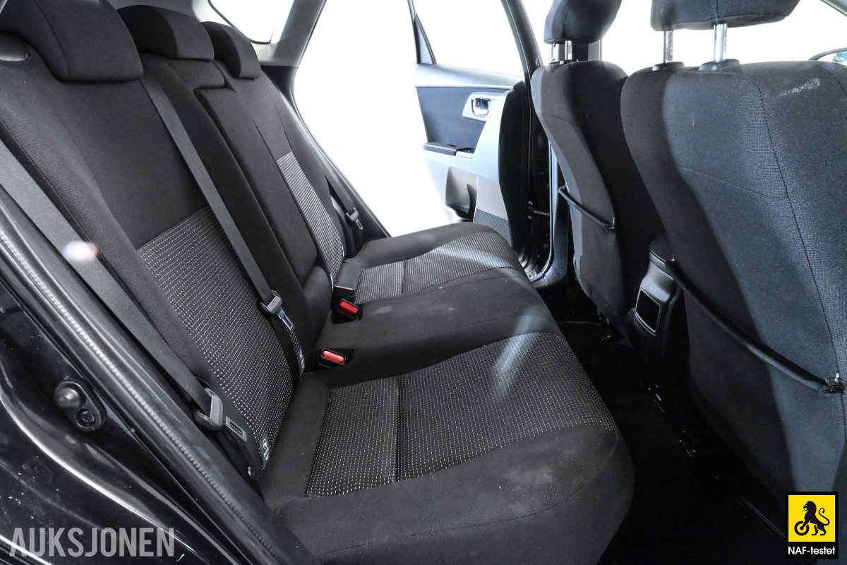 2015 Toyota AURIS 1.8 HYBRID RYGGEKAMERA CRUISE MULTIRATT 