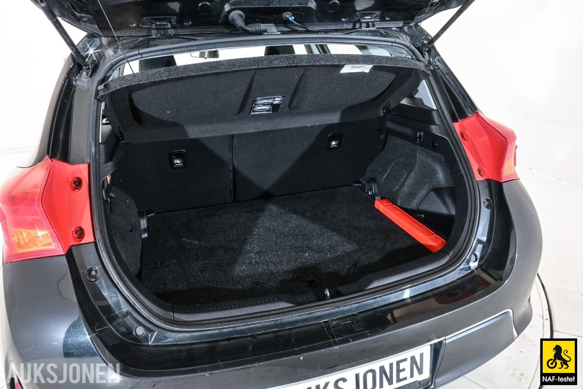 2015 Toyota AURIS 1.8 HYBRID RYGGEKAMERA CRUISE MULTIRATT 