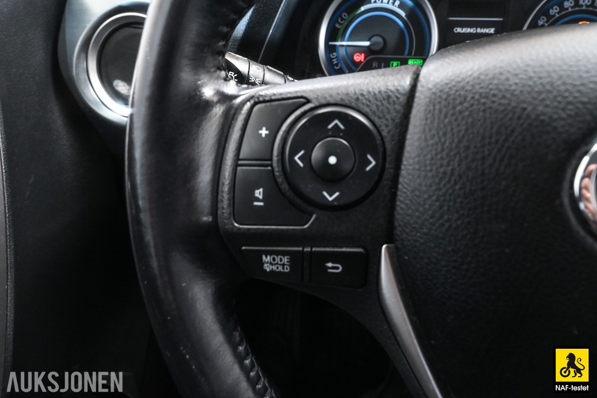 2015 Toyota AURIS 1.8 HYBRID RYGGEKAMERA CRUISE MULTIRATT 