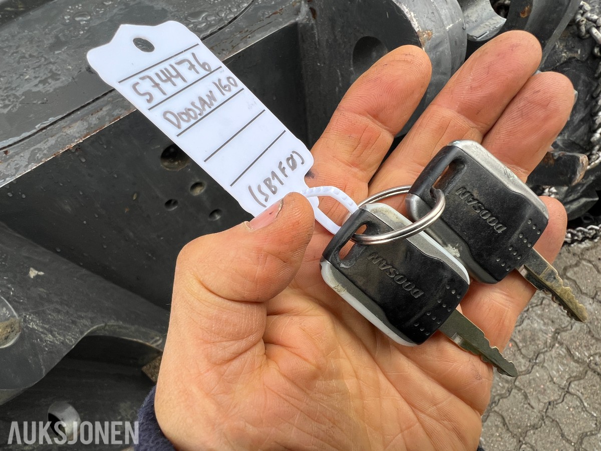 2019 Doosan DX160W-5,Sorteringsskuffe og sorteringsklype