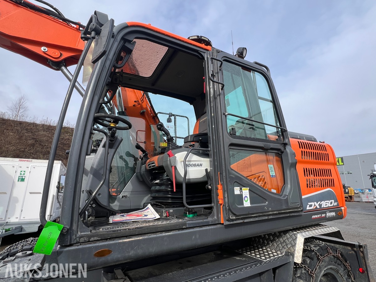 2019 Doosan DX160W-5,Sorteringsskuffe og sorteringsklype