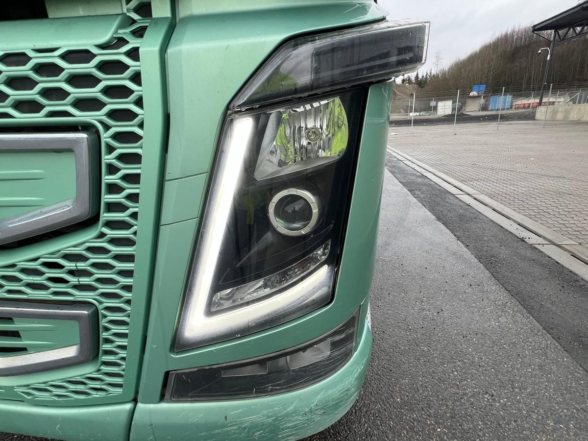 2019 Volvo FH-750 Tridem 8X4 m/Dumperkasse