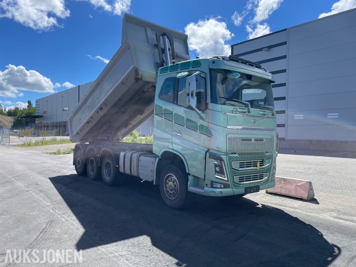 2019 Volvo FH-750 Tridem 8X4 m/Dumperkasse