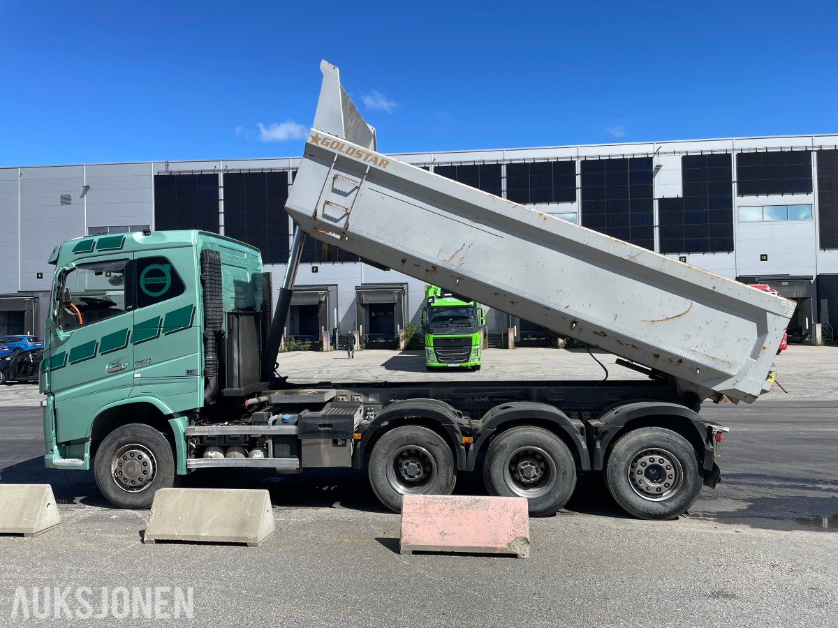 2019 Volvo FH-750 Tridem 8X4 m/Dumperkasse