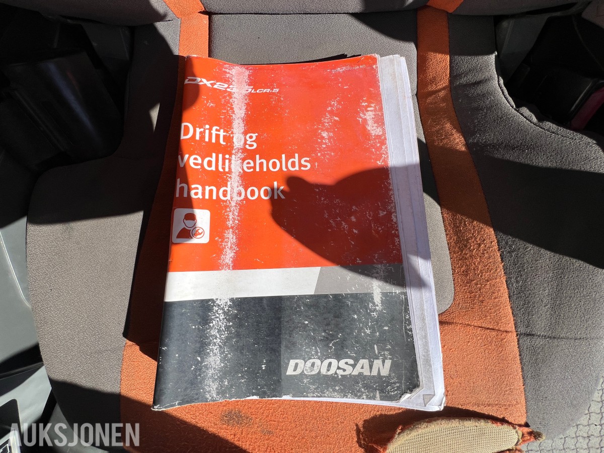 2019 Doosan DX 235 LCR-5 Rototilr, webasto, sentralsmøring