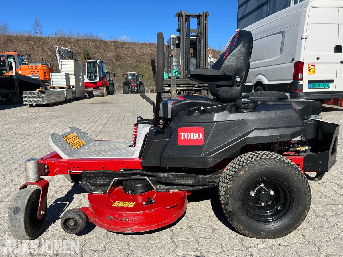2024 Toro MX427T 107CM MY RIDE