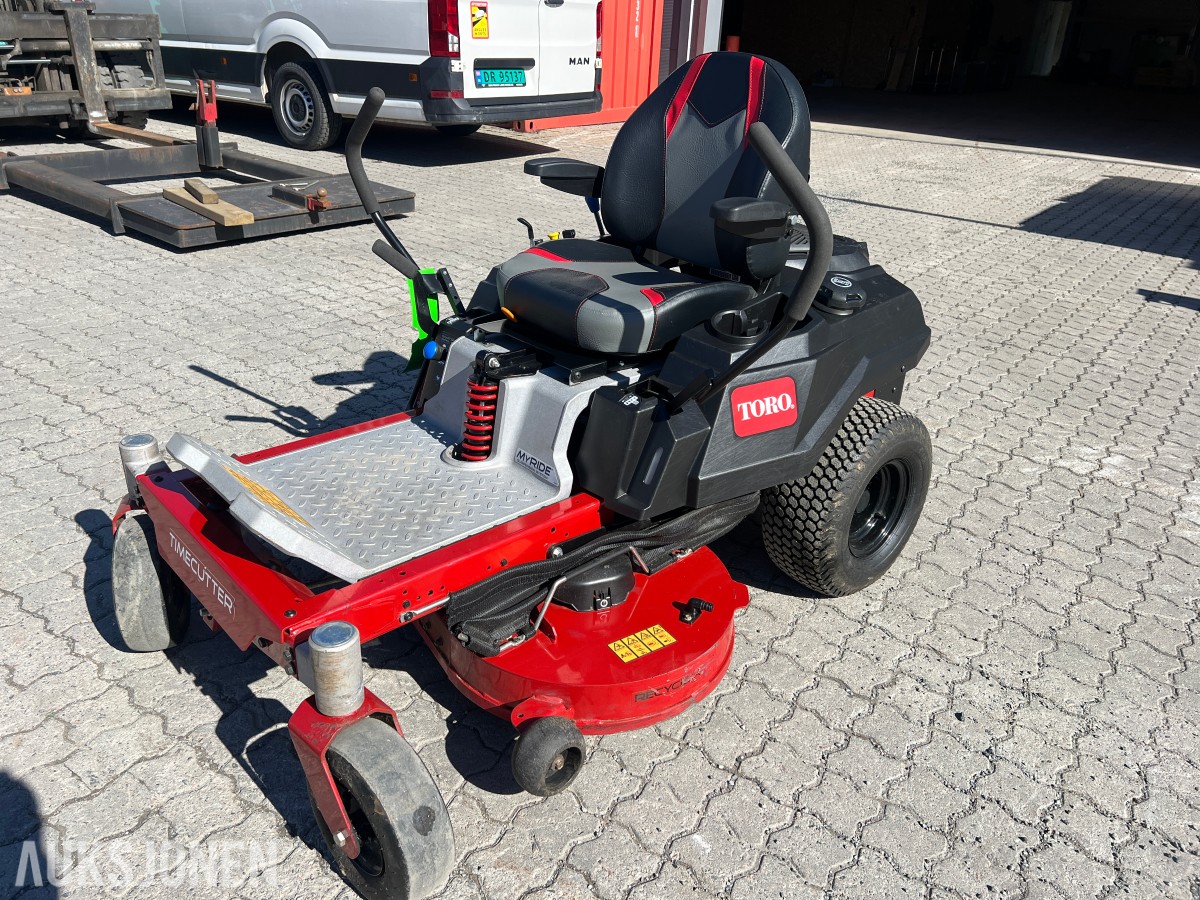 2024 Toro MX427T 107CM MY RIDE