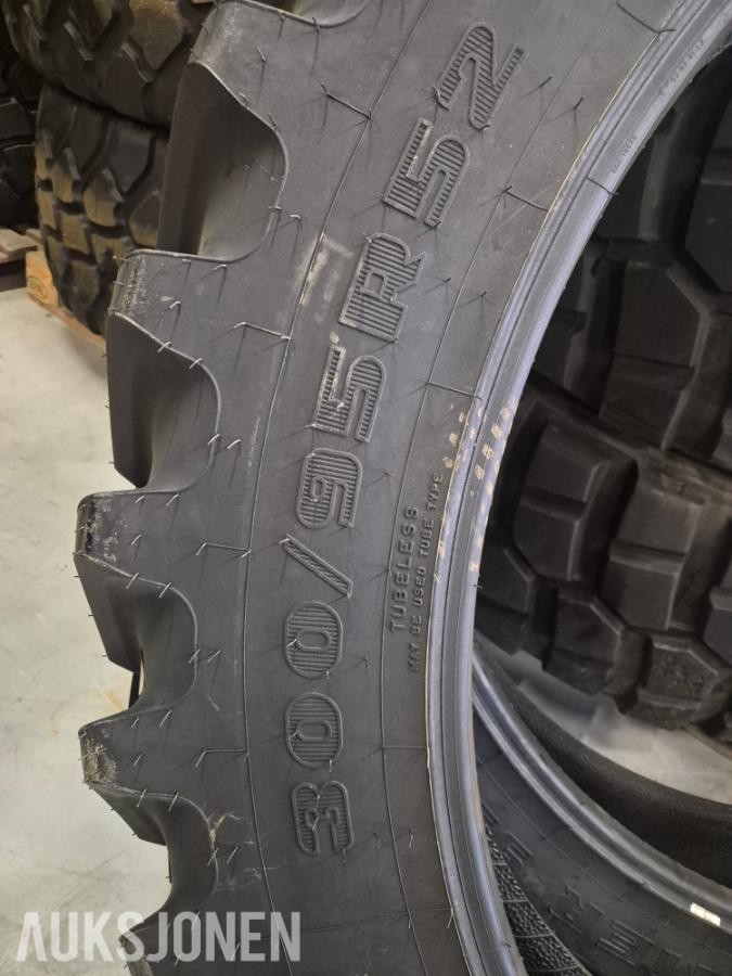2STK. 300/95r52 Firestone Performer 95 Traktordekk