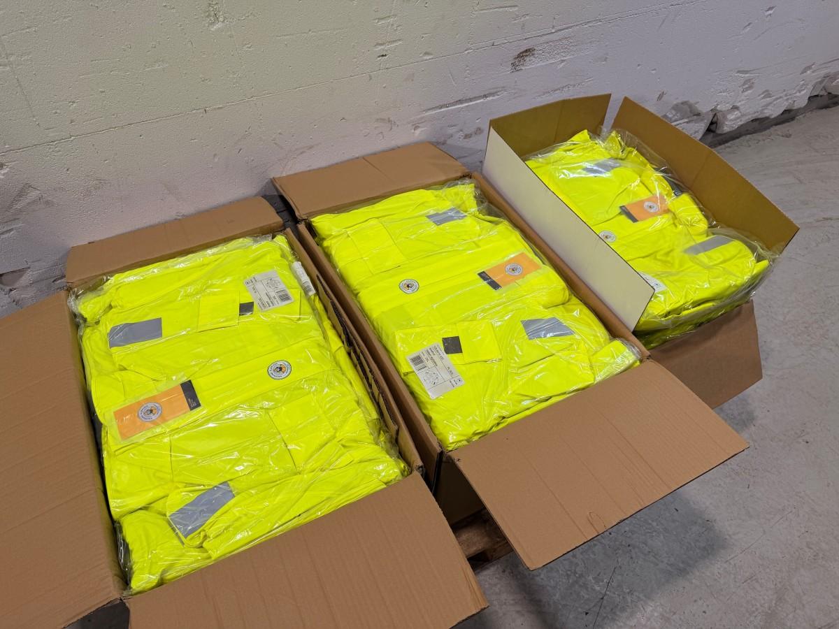 26 stk Aalesund Oljeklede Snehvit vattert regnjakke 2XL – Hi-Vis gul