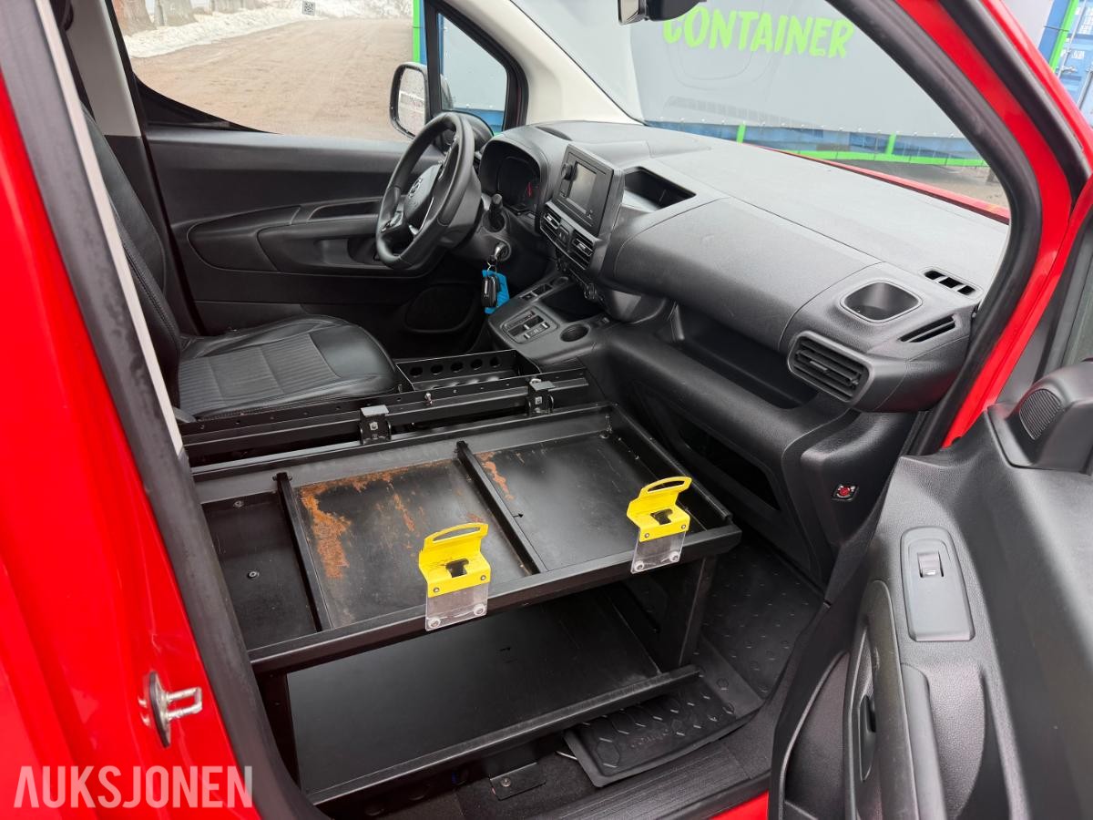 2022 Opel COMBO 50KWH,ELITE,L2, LAV KM !