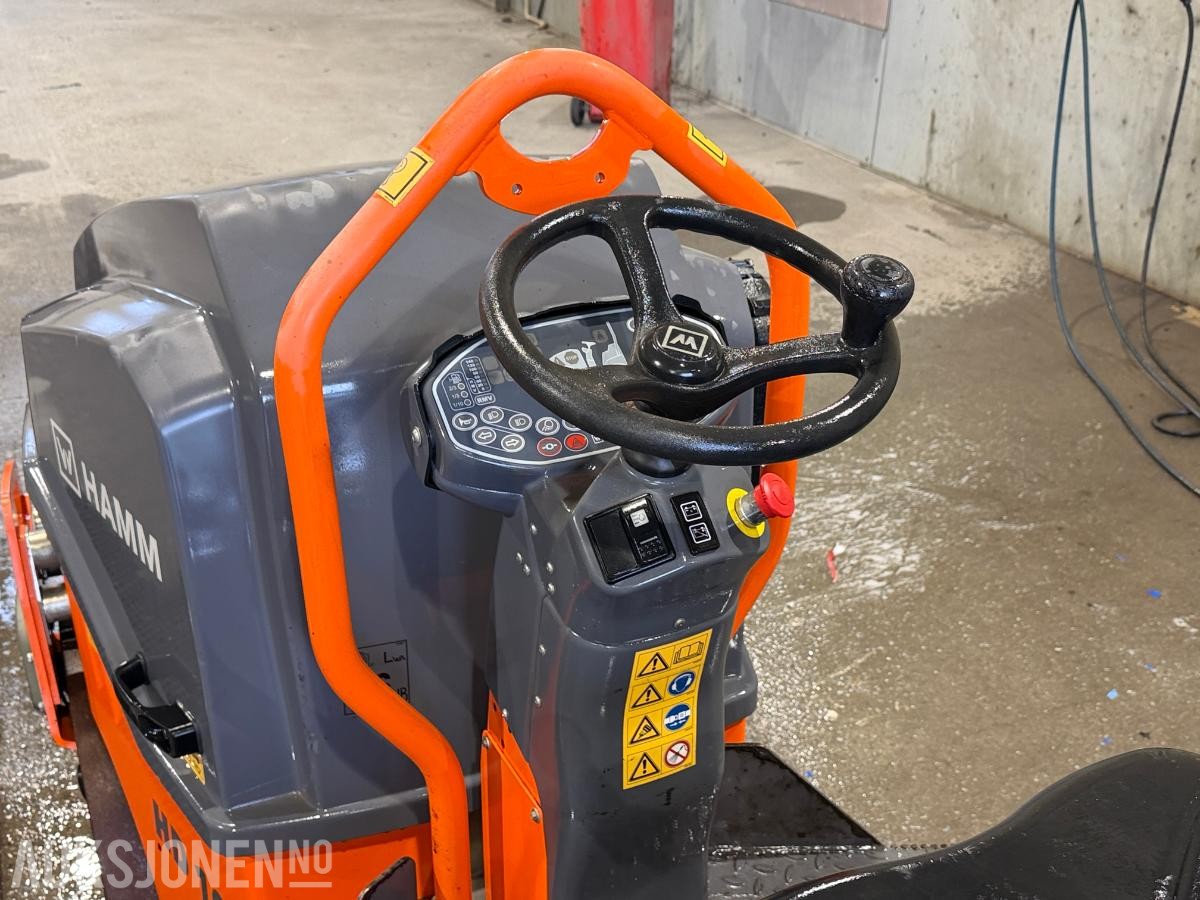 2023 Hamm HD 10i VV tandemvals / 441 timer
