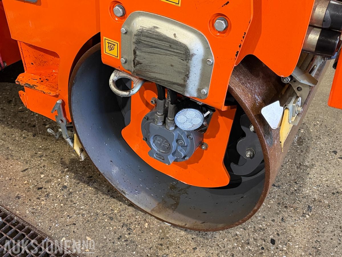 2023 Hamm HD 10i VV tandemvals / 441 timer