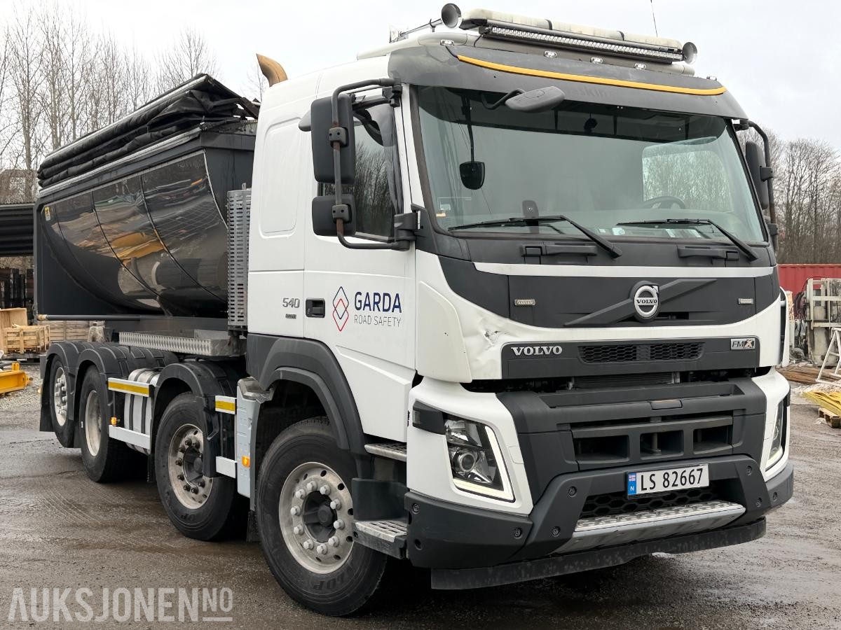 2015 Volvo FMX540 asfaltbil med RecoDrive / Asfaltsprider
