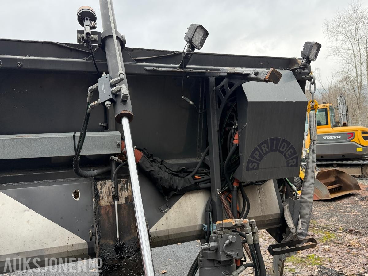 2015 Volvo FMX540 asfaltbil med RecoDrive / Asfaltsprider