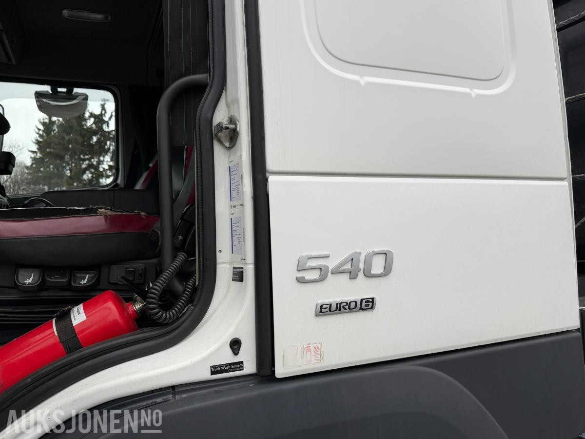 2015 Volvo FMX540 asfaltbil med RecoDrive / Asfaltsprider