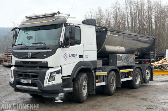 2015 Volvo FMX540 asfaltbil med RecoDrive / Asfaltsprider