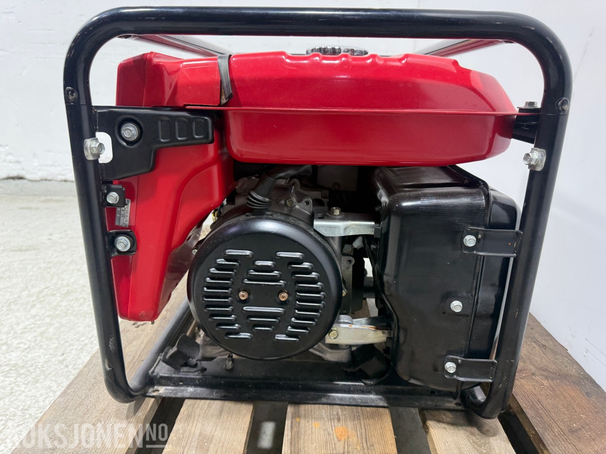 Honda EM3000 aggregat 